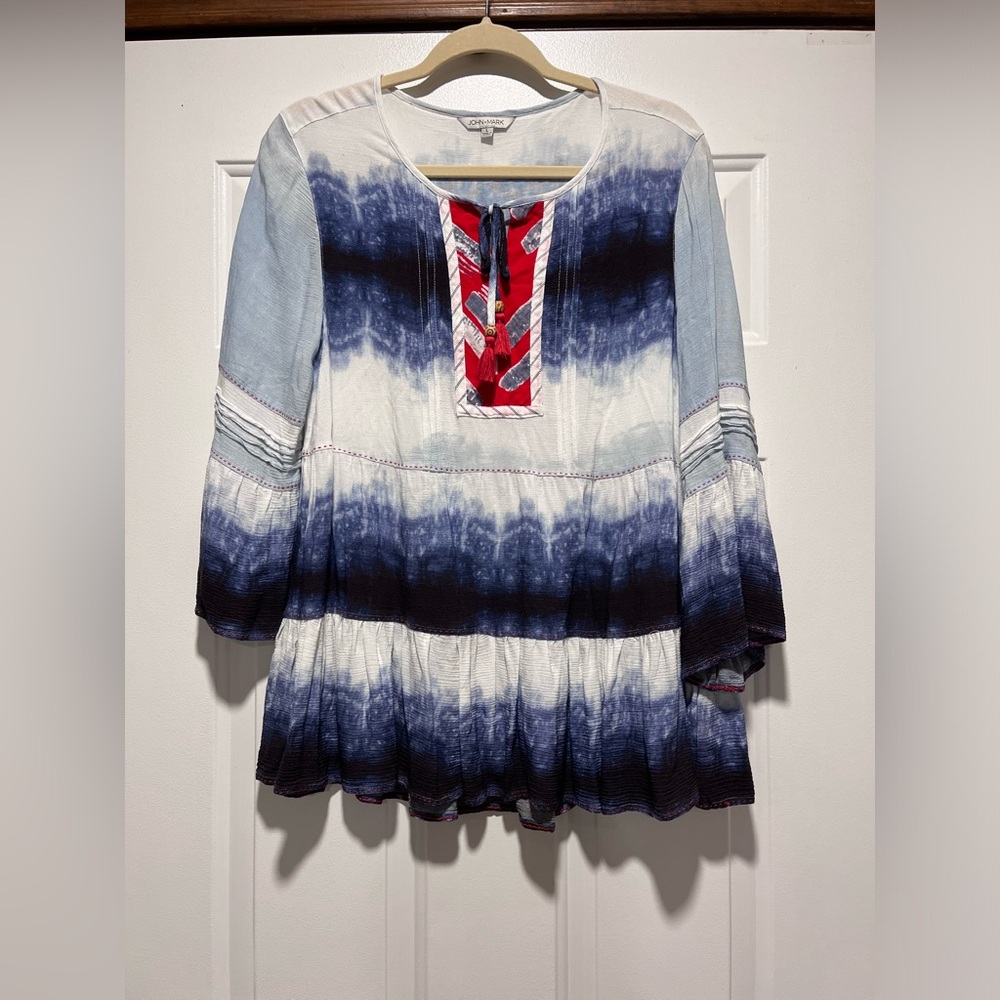 John Mark red white blue LARGE flowy blouse Dillards three-quarter length sleeve